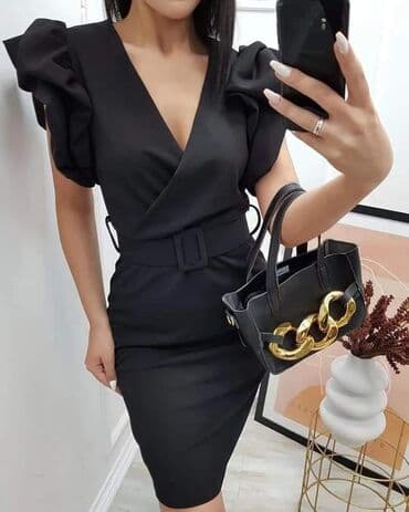 sinsay roze haljina: Akcijaaaa
Dostupno I u roze boji 
1700 din — 1