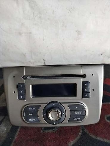 "au9000" "t nkladeuc 2220.9": RADIO ZA ALFA ROMEO MITO OD 2008. DO 2014. GOD. | Radio Alfa Romeo — 1