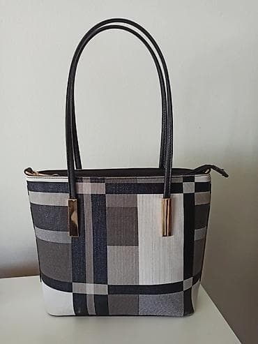 sako haljina bela: Torba je licno moja Lepo ocuvana, nema duzi kais. Nikad nije ni imala — 1