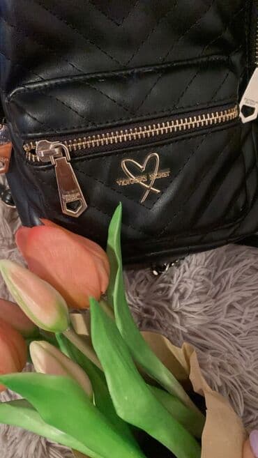 boa spavacice: Victoria’s Secret original kozni ranac kupljen u Americi 3500 din plus — 1