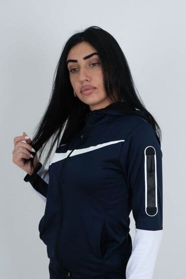 trenerke mokra likra prodaja: Cena 2,900
Mokra likra S, M, L, XL
8 boja — 13