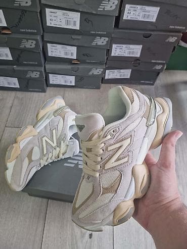 NB 9060/Originalno pakovanje/36-41/Cena 7500 din