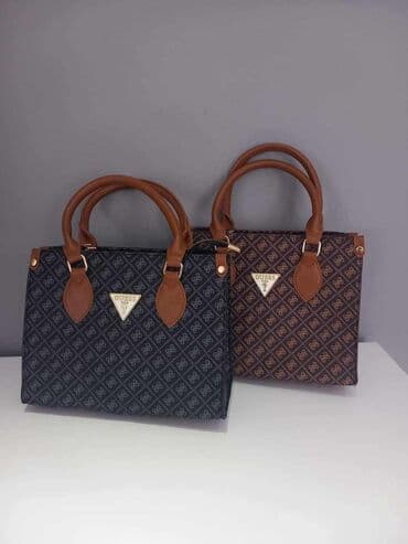 velika lepeza: Elegantna torbica, Chanel, Materijal: Veštačka koža — 1