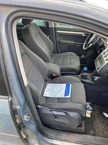 golf 4 for sale: SEDISTA ZA VOLKSWAGEN TOURAN OD 2003. DO 2006. GOD. | Polovni Delovi — 1