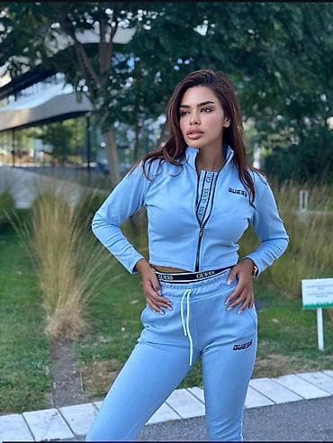 kompleti svecani: Kompleti 
4100 din
mn — 7