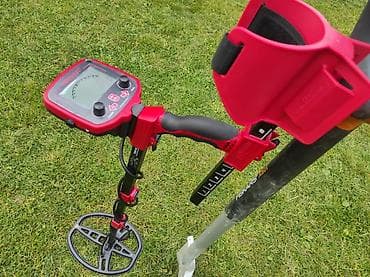 Na prodaju NOV metal detektor TX850L! Prodajem potpuno nov metal