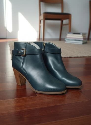stradivarius gleznjace: Ankle boots, 40 — 1
