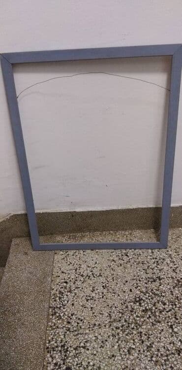 ram za goblene: Ram za slike,spolja 75 x 55 iznutra otvor za sliku 72 x 50 cm.,malo — 1