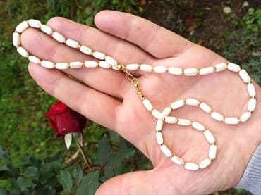 Satovi: Ogrlica SEDEF 7 Ogrlica od SEDEF-a . Dužina-obim 53 cm, sedef dužina — 2