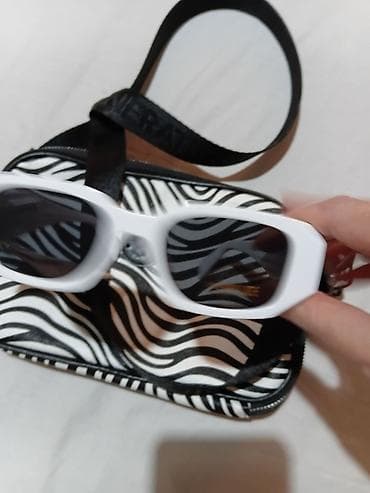 poklon za valentajn: Torba preko ramena sa zebra šarom + bele sunčane naočare - Dizajn — 7