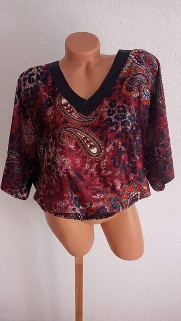 Košulje: Prelepa letnja bluza je nova, bez etikete.
Velicina M — 5