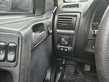volan opel corsa: RESETKA VENTILACIJE ZA OPEL ASTRA G ZA 2002. GOD — 1