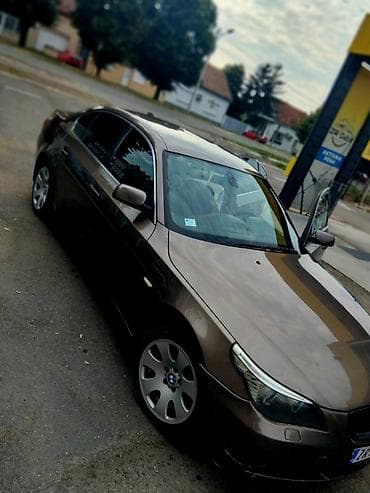 polovne pagode: BMW Serija 5 (E60) – limuzina u braon metalik boji - Motor: redni — 1