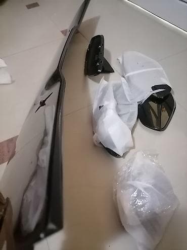 ugradnja servo volana cena: Komplet spoljašnjih delova za automobil – crni visokog sjaja - Zadnji — 4