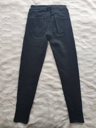 pocepane pantalone: Sinsay slim fit tanke tamnosive farmerke 34 sa elastinom. Struk 30 — 2