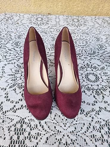gleznjace sa stiklom: Štikle – broj 39 - Veličina: 39 (gazište 25 cm) - Model: klasične — 5