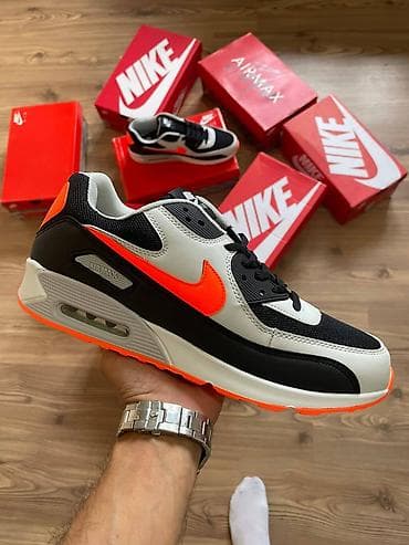 camper patike: 46 broj
3700 din
mn — 2