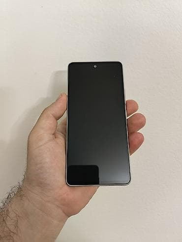 Samsung A53 dual sim sim free, sa 6/128 gb memorije. Ok očuvan i
