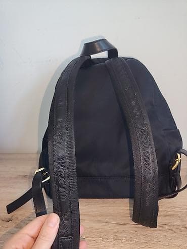new yorker ranac: Moschino mini ranac – crni, sa ukrasnim nitnama - Model: mini ranac — 2