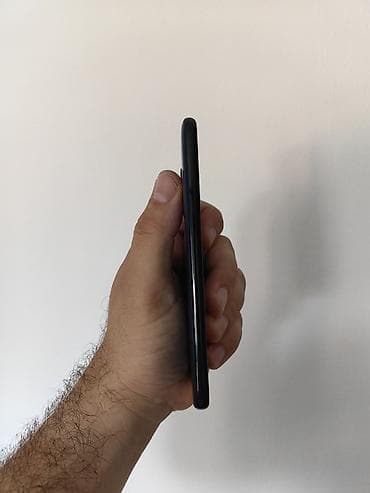 polovna klima: HTC U11 life otključan za sve mreže, sa 3/32gb memorije. Na njemu — 3