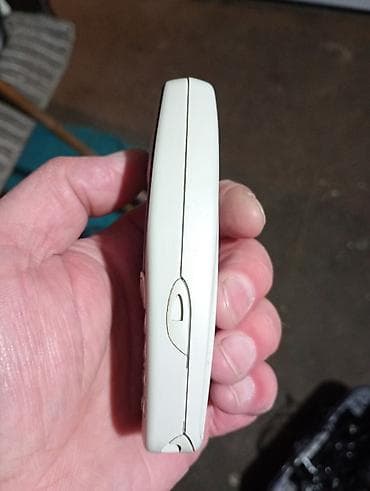 nokia cigla: Nokia 3310 – klasični mobilni telefon,cena je za oba telefona,rade na — 8