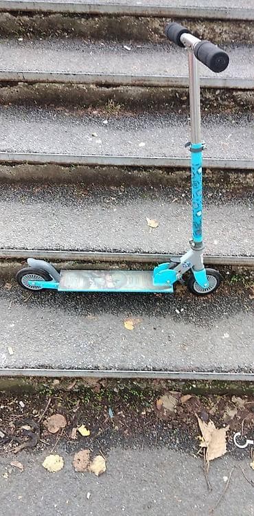 Trotinet BG aluminijumski na 2 tocka podesiva visina volana na