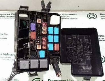 TABLA OSIGURAČA ZA TOYOTA RAV 4 OD 2006. DO 2023. GOD. | Velik izbor