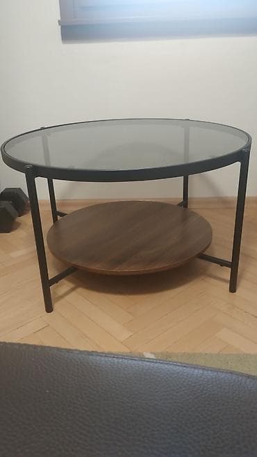 Stočić za dnevni boravak