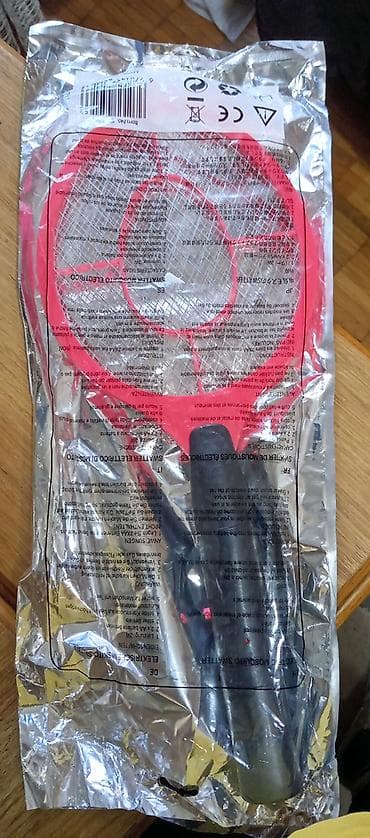 fenjer protiv komaraca: Nov električni reket protiv komaraca i drugih buba. Ubija strujom — 5