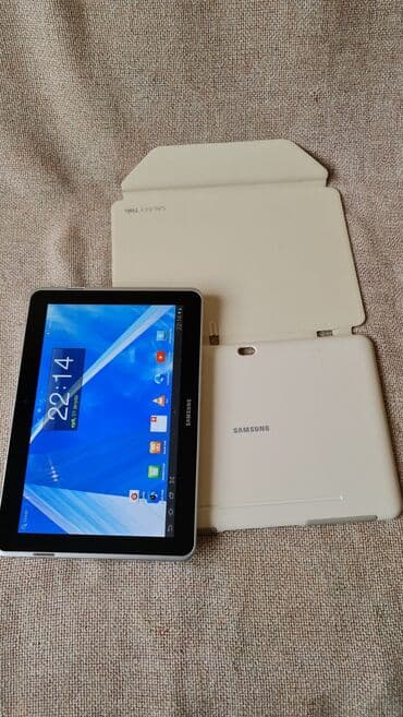 tablet: Tablet.samsung sa.maskom kao novsve radi 4000 dinara — 1
