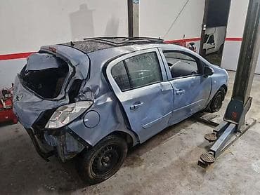 adapter za opel insigniu: OPEL CORSA D 1.3CDT - KOMPLETAN AUTO U DELOVIMA | 1.3cdti 66kw — 2