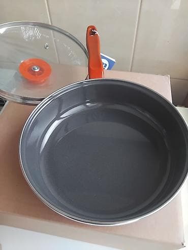 metalna vrata uradi sam: Metalac emajlirani tiganj sa staklenim poklopcem, 22cm. Za sve vrste — 5