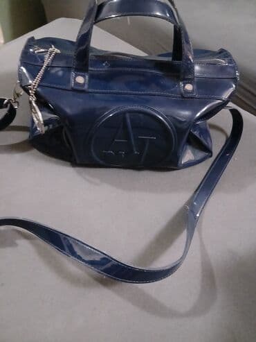 Kaiševi: Torba za rame, Armani Exchange, Materijal: Lakovana koža — 1