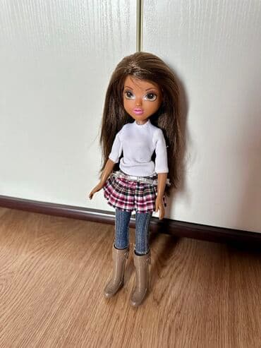 puma helanke za devojcice: Moxie lutka original, lepo ocuvana
#bratz #moxie #barbie — 1