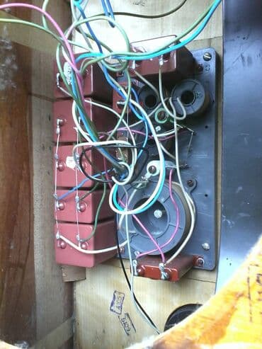 Mini disk plejeri: Z. k. Visare za 10 inca-delovi -kutije 70x36x28cm; prazne; potrebno — 2