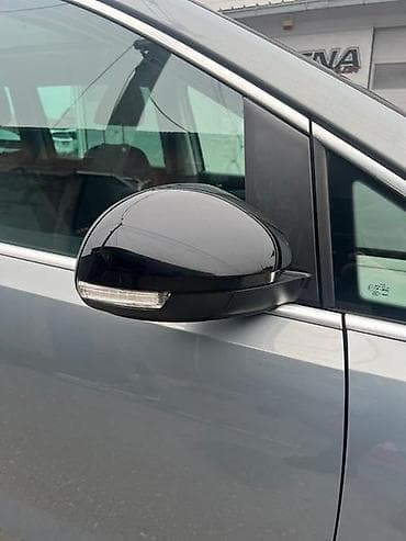 DESNI RETROVIZOR ZA VOLKSWAGEN SHARAN OD 2010. DO 2015. GOD. | Broj