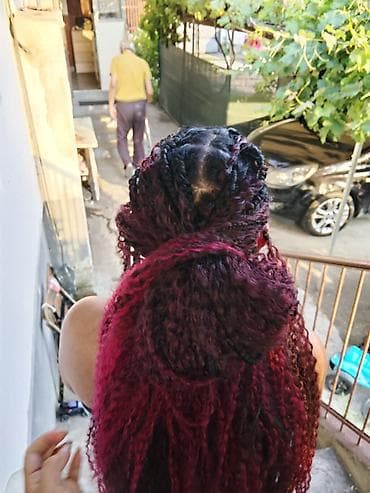 igraonica maša i meda слике: Pletenje afričkih frizura – box braids, cornrows i ekstenzije - — 1