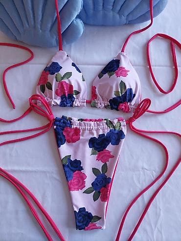 Kupaći kostimi: Dvodelni kupaći kostim – cvetni print - Model: bikini sa trouglastim — 2
