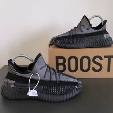 mercurial patike: Adidas Yeezy Boost 350 patike A klasa

Novo.
Brojevi 36 do 46 — 8