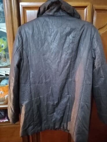 Winter jackets: Champion, L, Single-colored, With lining — 3