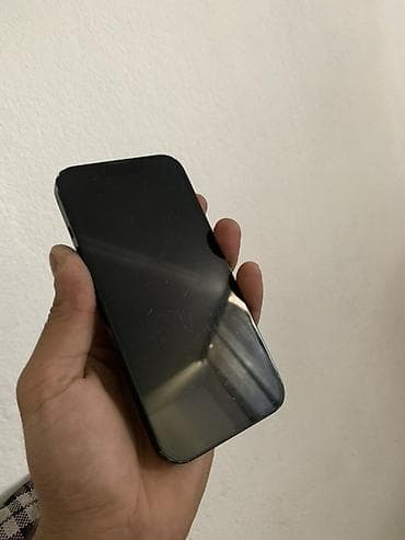 polovni risiveri za tv: Apple iPhone 13, crna boja. Iphone 13 5G Sve ispravno ima tragove — 2