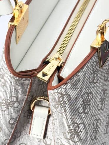 ccc kožne tašne: Tasne 
pk — 15