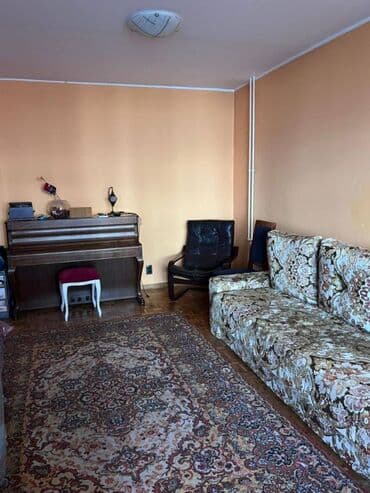 izdajem garsonjeru beograd: 3 sobe, 78 kv. m, 1 sprat — 5