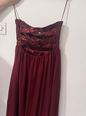 svecane suknje i bluze: Duga svečana haljina – 2 modela 1) Bordo haljina: - Gornji deo — 3