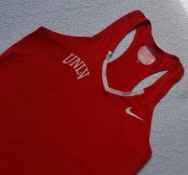 nike plava majica: Nike DRI-FIT crveni top, NOVO Veličina S Kupljena u Americi Stvarna — 3
