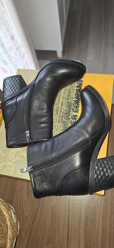 moon boots 27 30: Kozne cizmice, 38 broj, kupljene u Avangardiji — 5