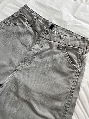 converse majice: Sive cargo pantalone sa više džepova - Kroj: ravan/širi nogavice — 2