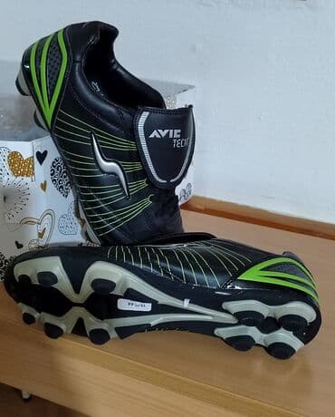 pirates of the caribbean 1 sa prevodom: Football boots, size - 44 — 1