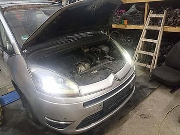 grand scenic: FAROVI XENON ZA CITROEN C4 GRAND PICASSO | Originalni polovni delovi — 2