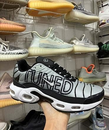 Sweatpants: Air TN
3.600 din 
36-41
K💜 — 2